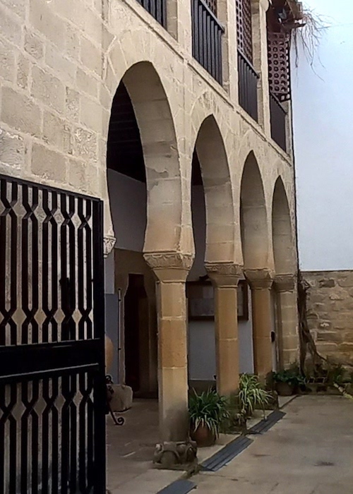Entrada al Museo Arqueológico de Úbeda Casa de las Torres