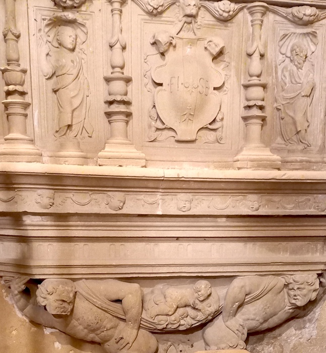 Sarcófago de la Capilla del Camarero Vago en la iglesia de San Pablo de Úbeda 