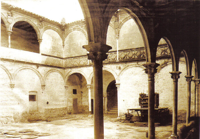 Patio de la Casa de las Torres de Úbeda a principios del siglo XX